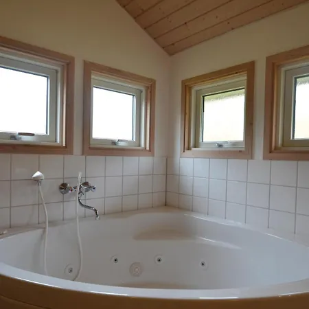 Four-bedroom In Vaggerlose *
