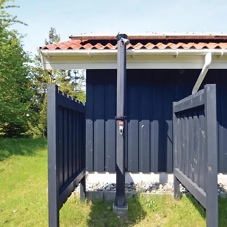 Four-bedroom In Vaggerlose Dom wakacyjny Bøtø By