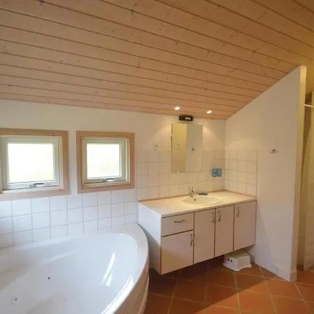 Four-bedroom In Vaggerlose *