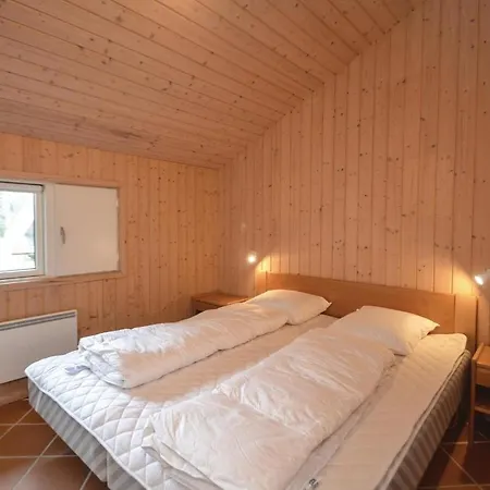 Dom wakacyjny Four-bedroom In Vaggerlose Bøtø By